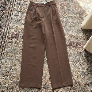 Aritzia Wilfred Effortless Pant, Size 2